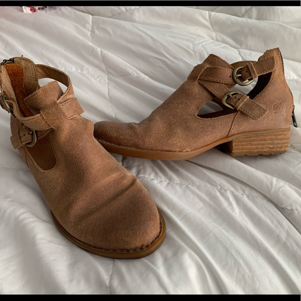 Born ankle booties